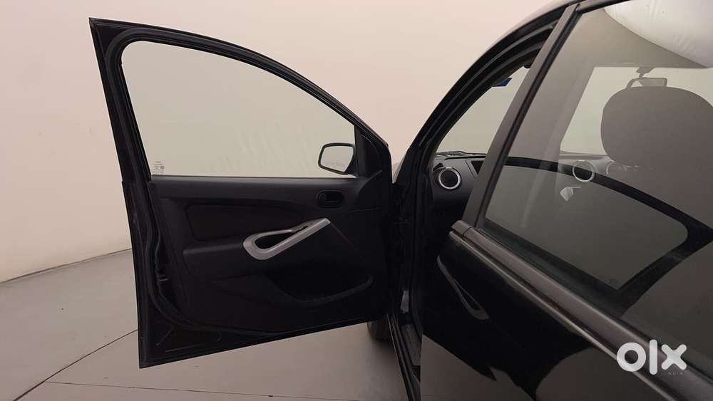 Ford Figo 1.2 Duratec Petrol Zxi, 2010, Petrol