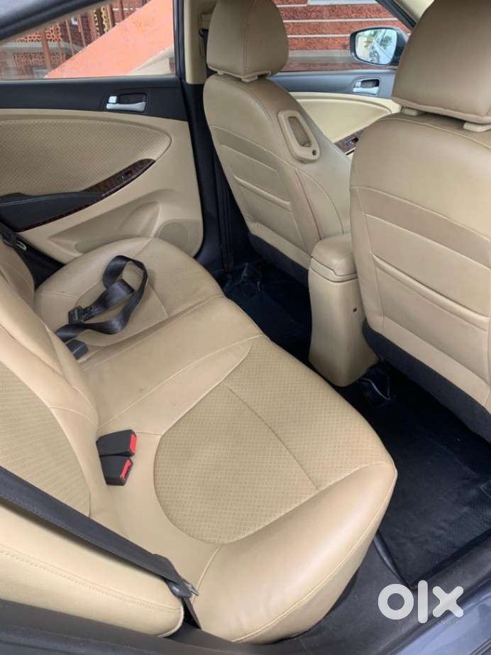 Hyundai Verna Fluidic 1.6 Vtvt Sx, 2015, Petrol