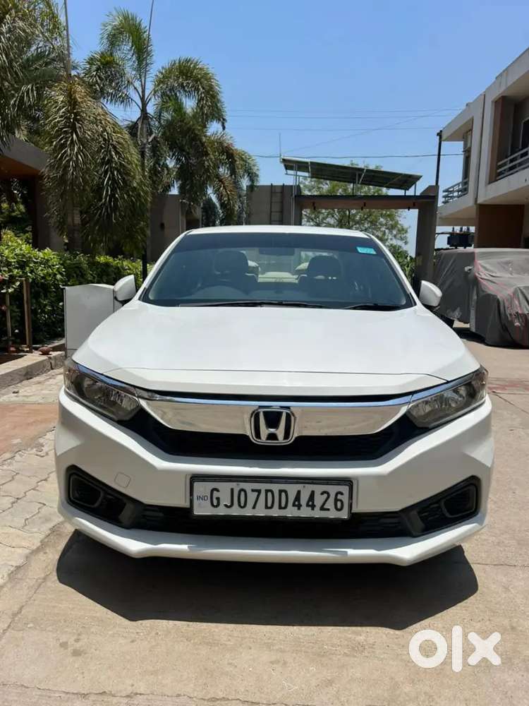 Honda Amaze Single Handed Driven