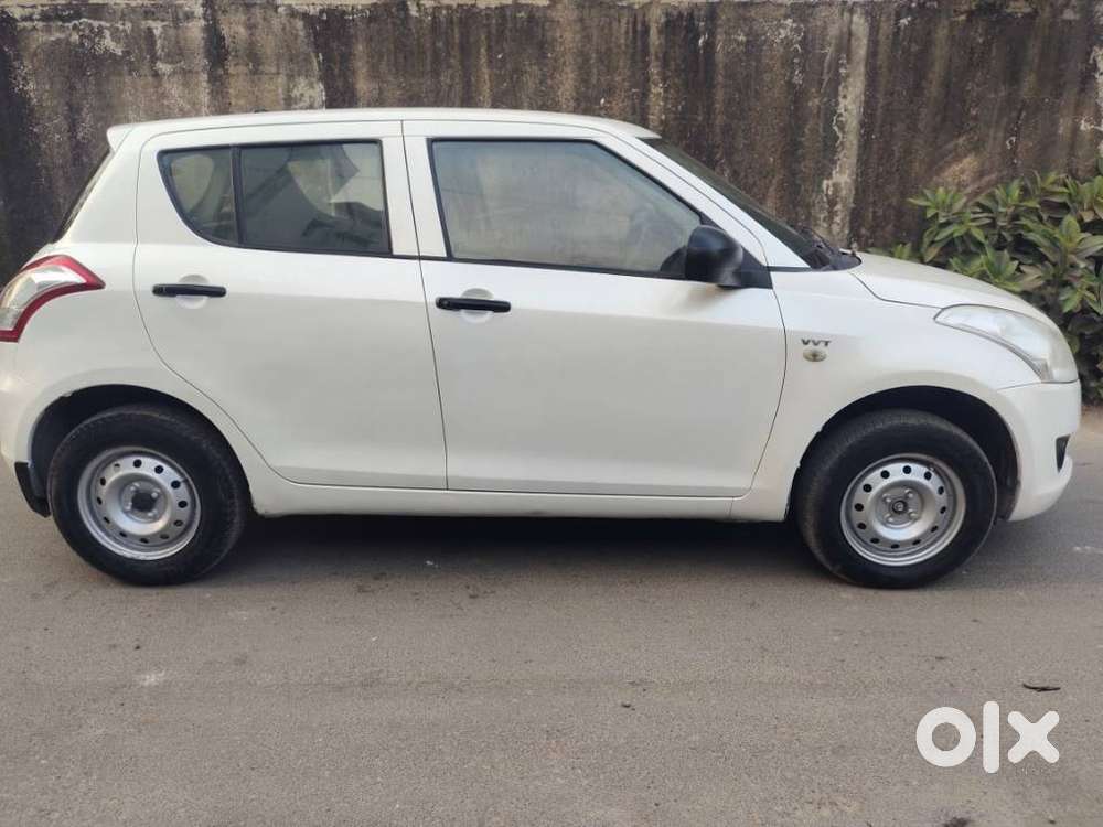 Maruti Suzuki Swift 2011-2014 Lxi, 2012, Petrol