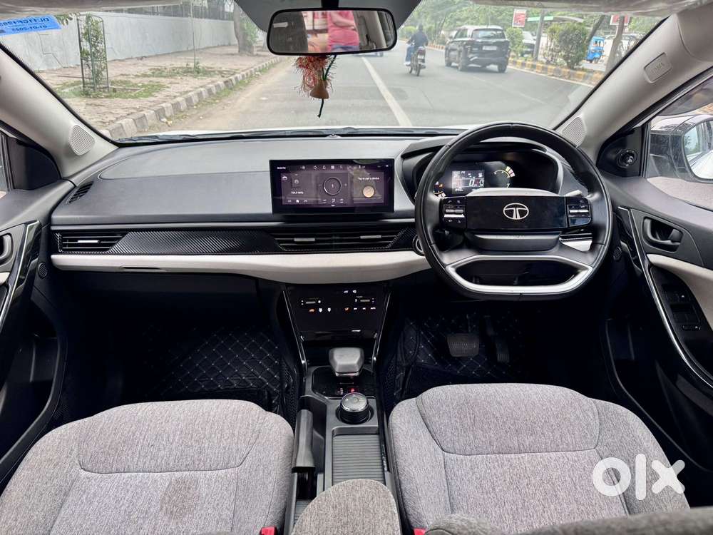 Tata Curvv Accomplished S 1.2 Revotron Petrol 7dca, 2025, Petrol