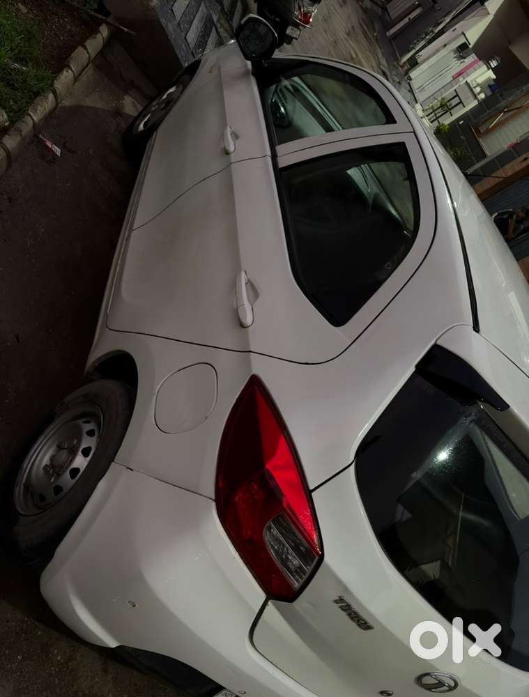 Tata Tiago Petrol 2018