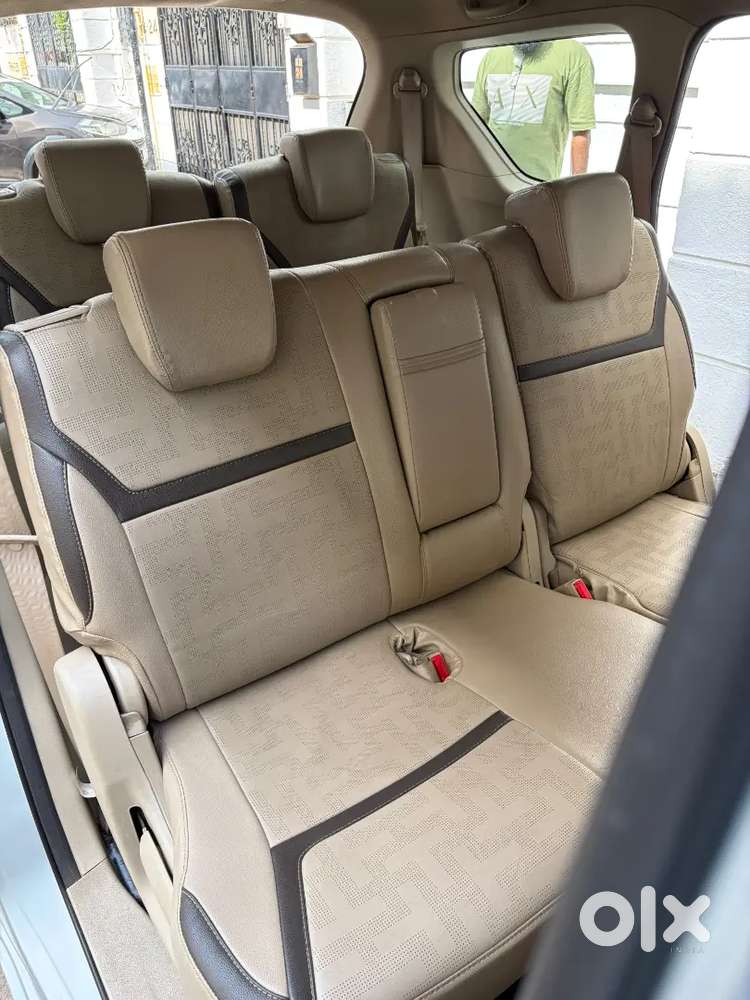 Maruti Suzuki Ertiga 2023 Vxi Cng