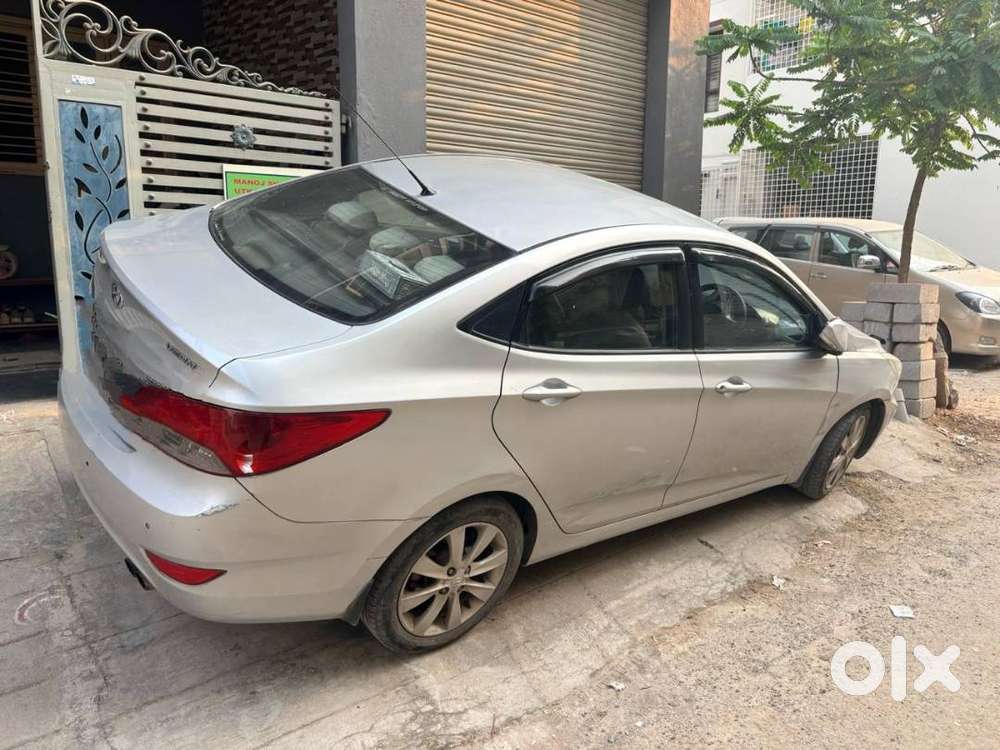 Hyundai Fluidic Verna 2011