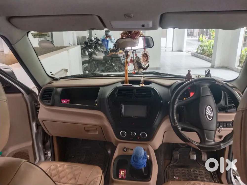 Mahindra Tuv 300 1.5 2017