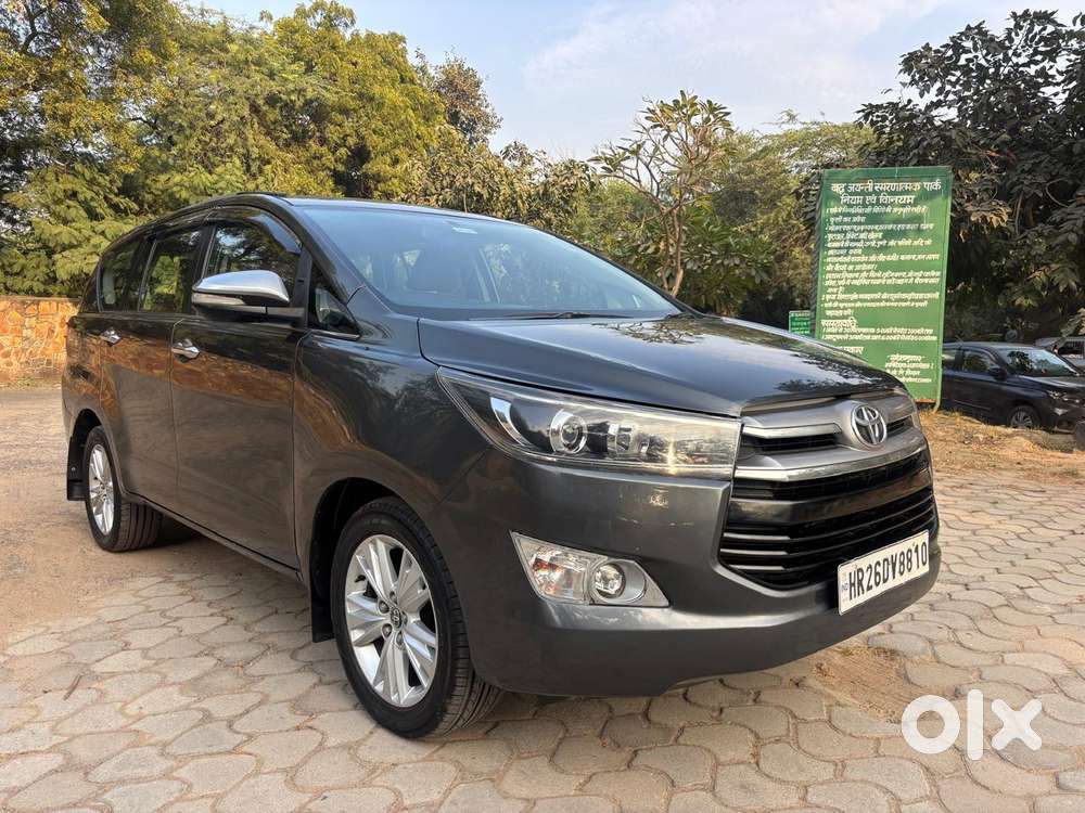 Toyota Innova Crysta