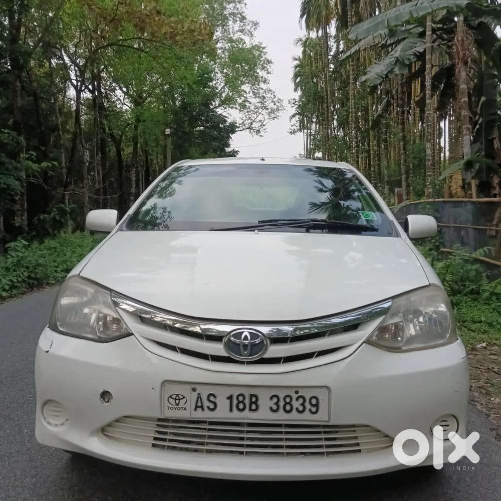 Toyota Etios 2012 Petrol 90000 Km Driven