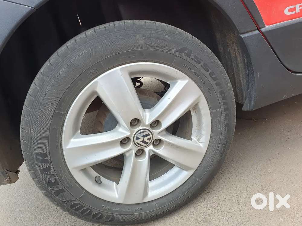 Volkswagen Crosspolo Highline 2014 Diesel Well Maintained