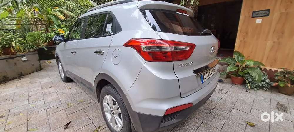 Owned And Sparingly Used By A Military Officer.  Excellent Condition.