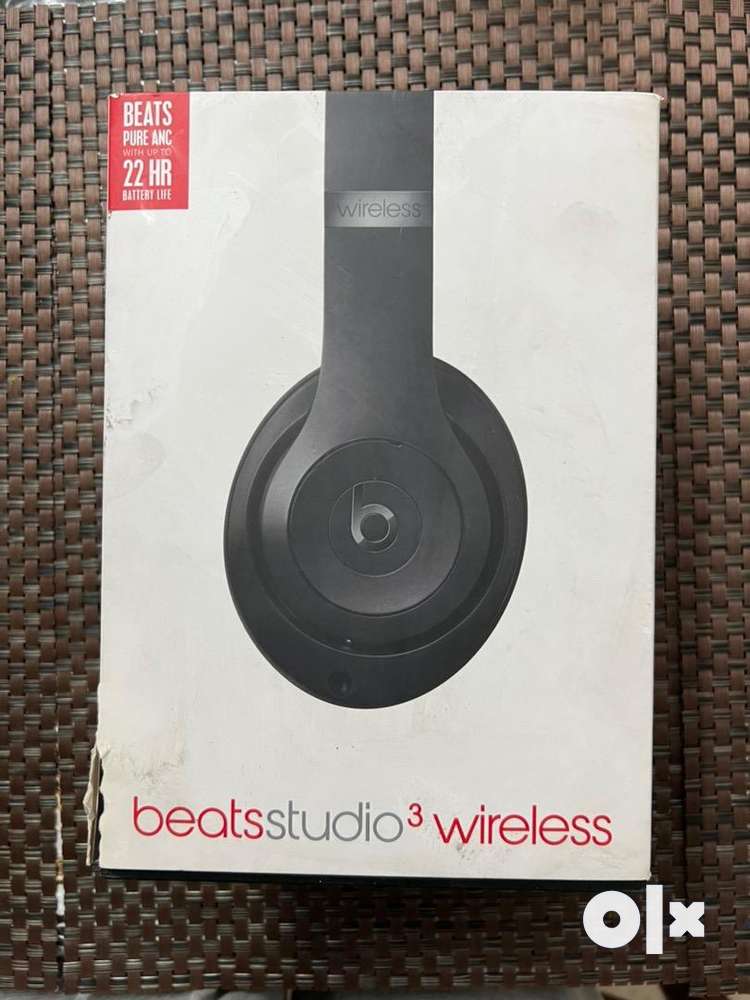 Beats Headphones by Apple Pure Noise cancellation Headphones