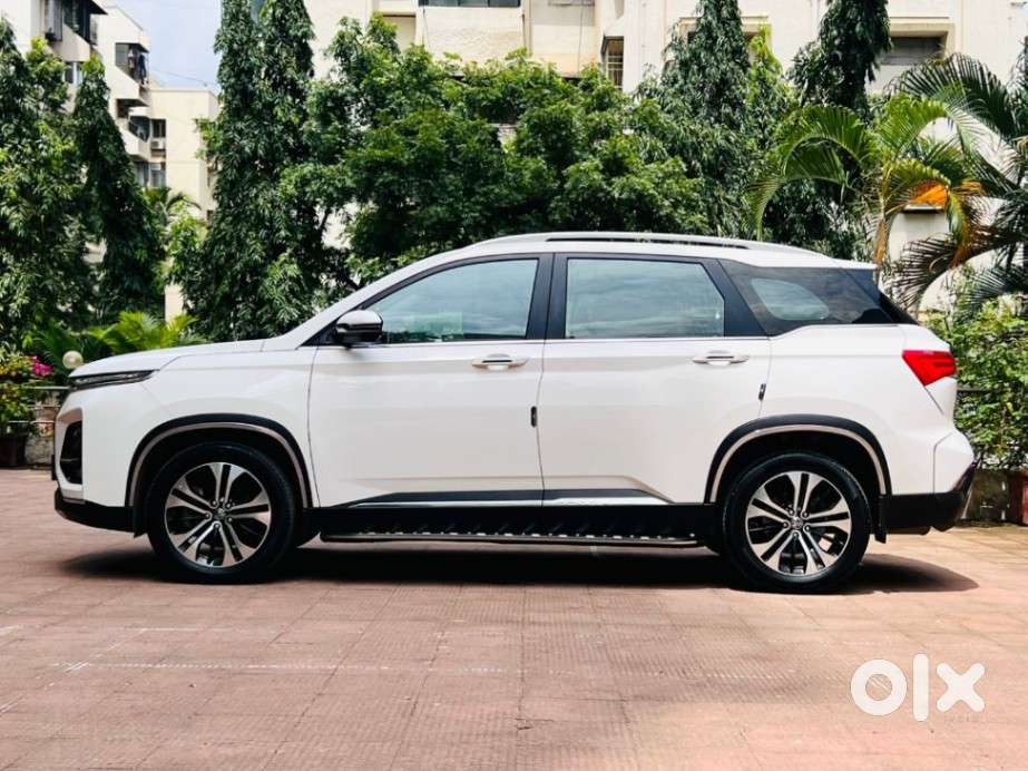 Mg Hector Plus Sharp Pro 1.5 Turbo Petrol Cvt 6 Str, 2023, Petrol