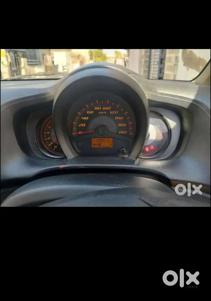 Urgent Sale Honda Amaze 1.5 Smt 2014