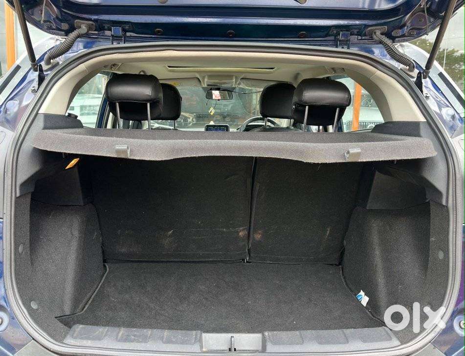 Tata Nexon 1.2 Revotron Xz Plus (s), 2023, Petrol