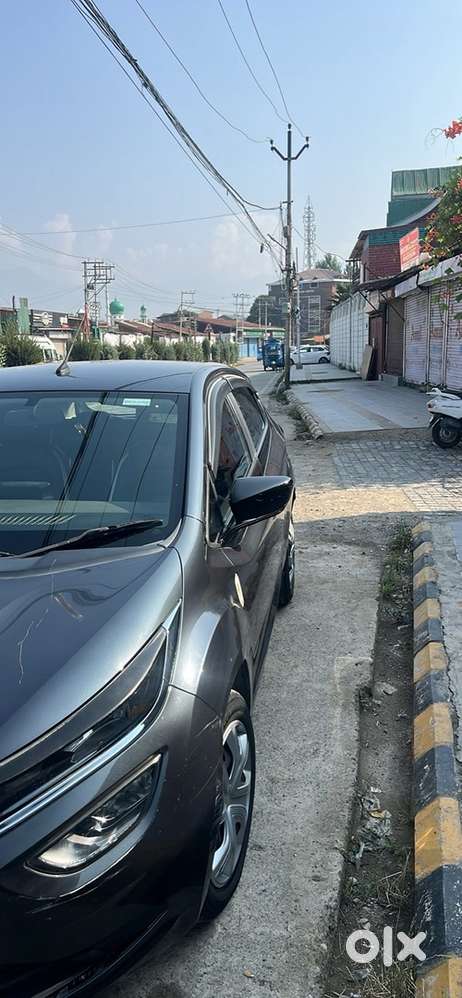 Tata Altroz Petrol 2020