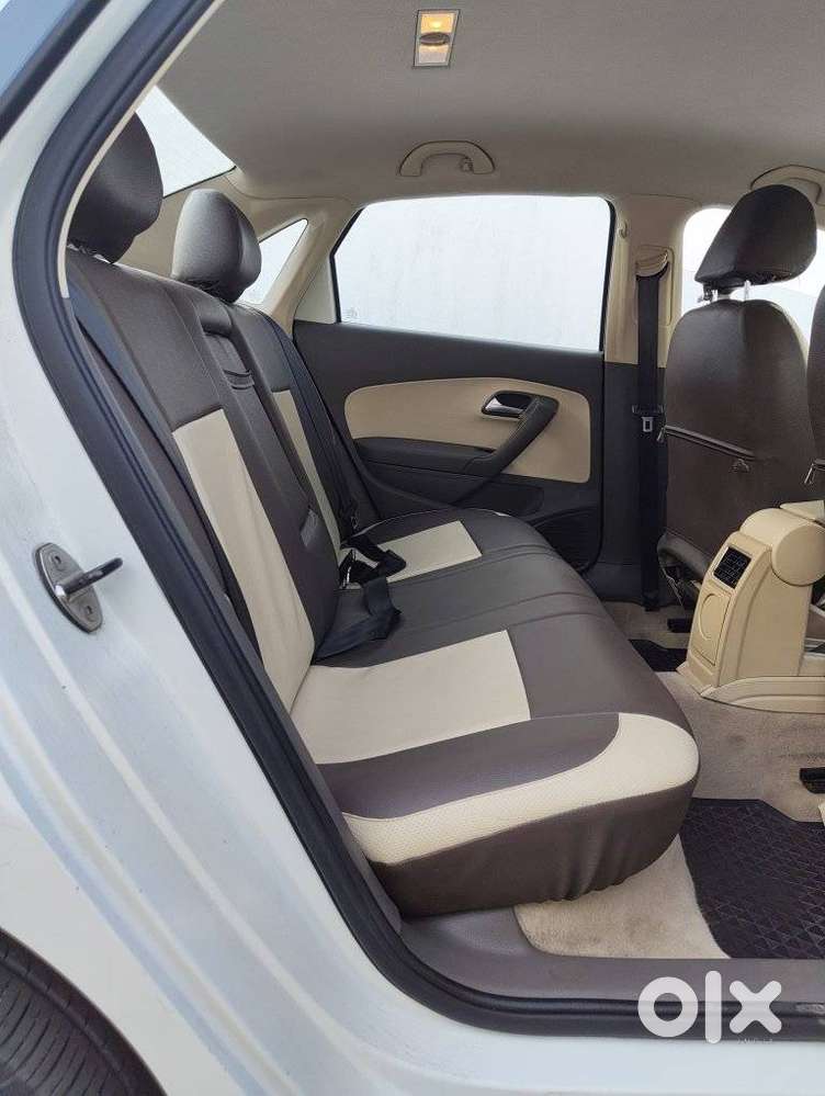 Volkswagen Vento 1.2 Tsi Comfortline At, 2015, Petrol