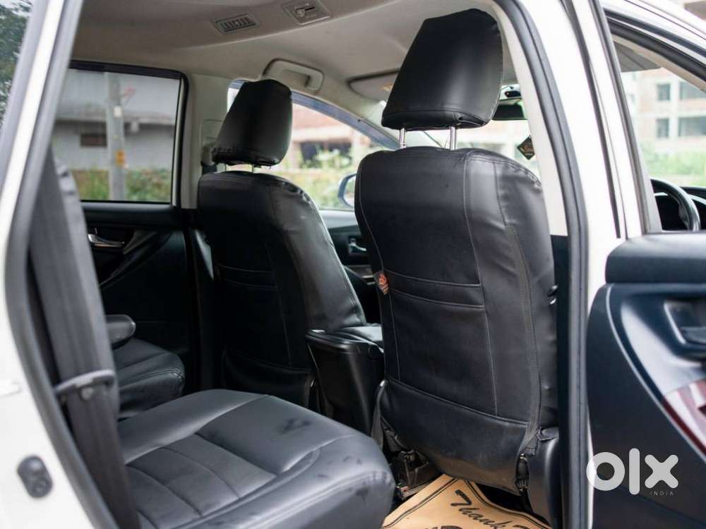 Toyota Innova Crysta 2.4 G Plus Mt 7 Str, 2026, Diesel