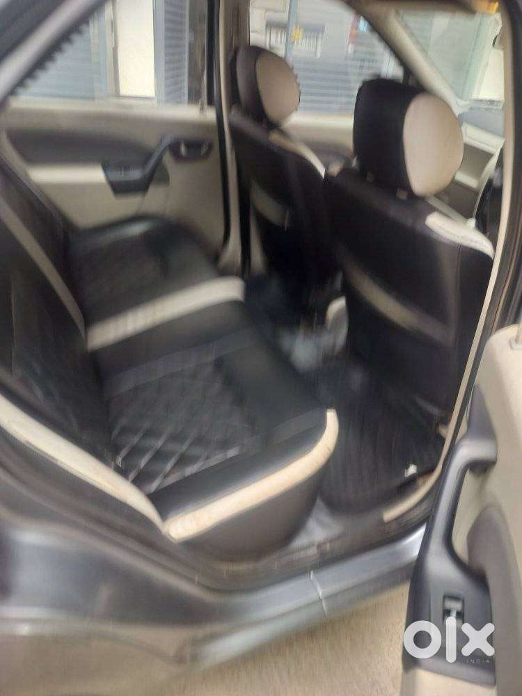 Mahindra E Verito D6, 2013, Diesel