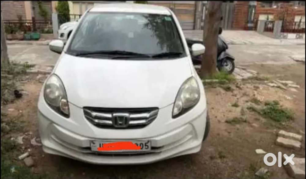 Honda Amaze Only 65000 Km.