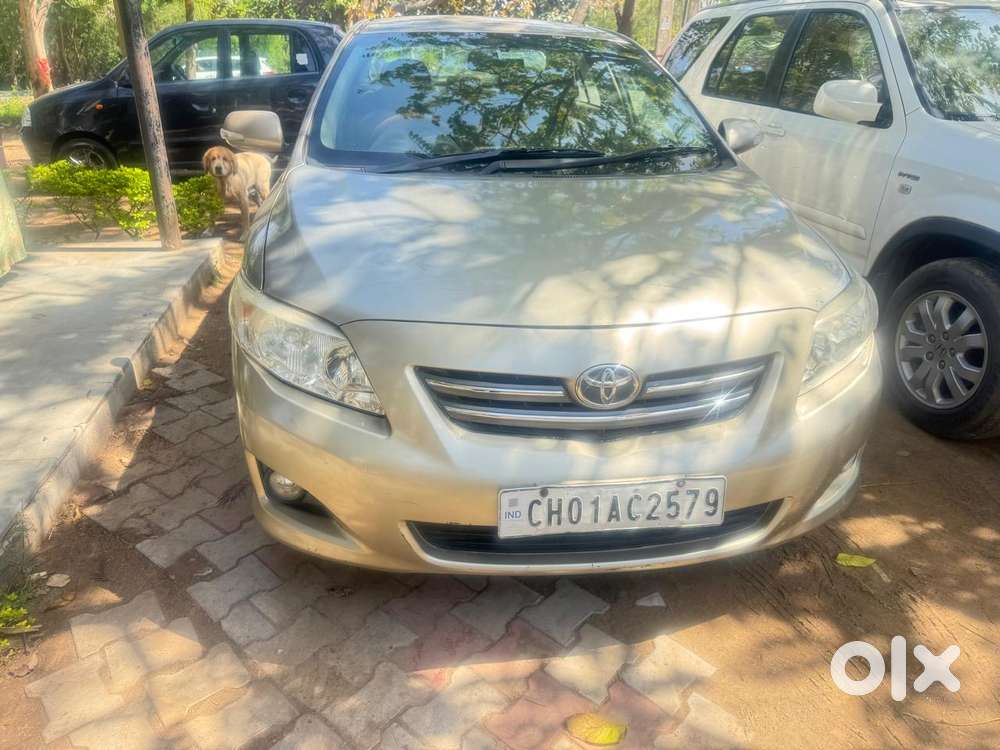 Toyota Corolla Altis 2010-2013 Vl, 2010, Petrol