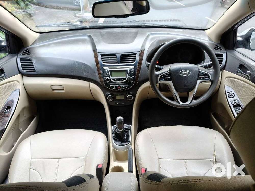 Hyundai Verna Fluidic 1.6 Vtvt Sx, 2011, Petrol