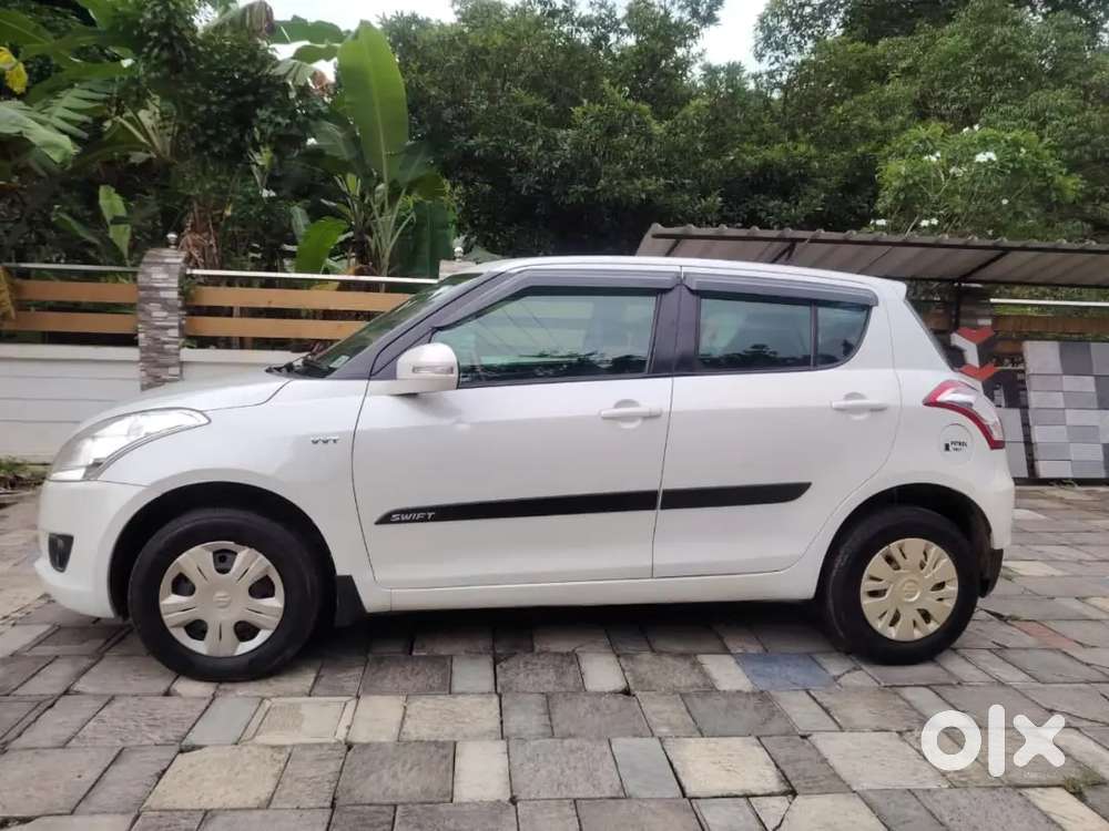 Swift 1.2 Vxi 2014 Maruti Petrol Second Owner Pepers Clear For Sale