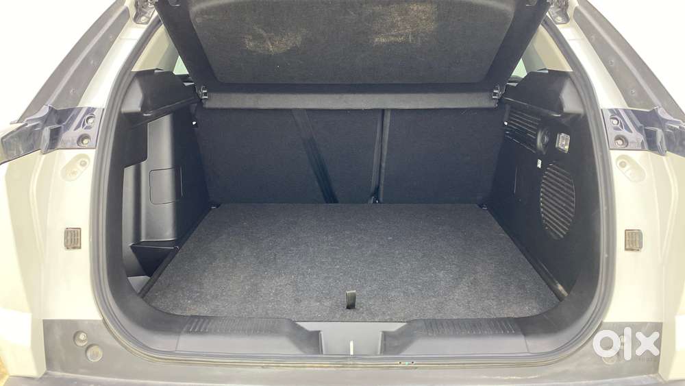 Maruti Suzuki Victoris Zxi Plus (o) Petrol Manual, 2025, Petrol