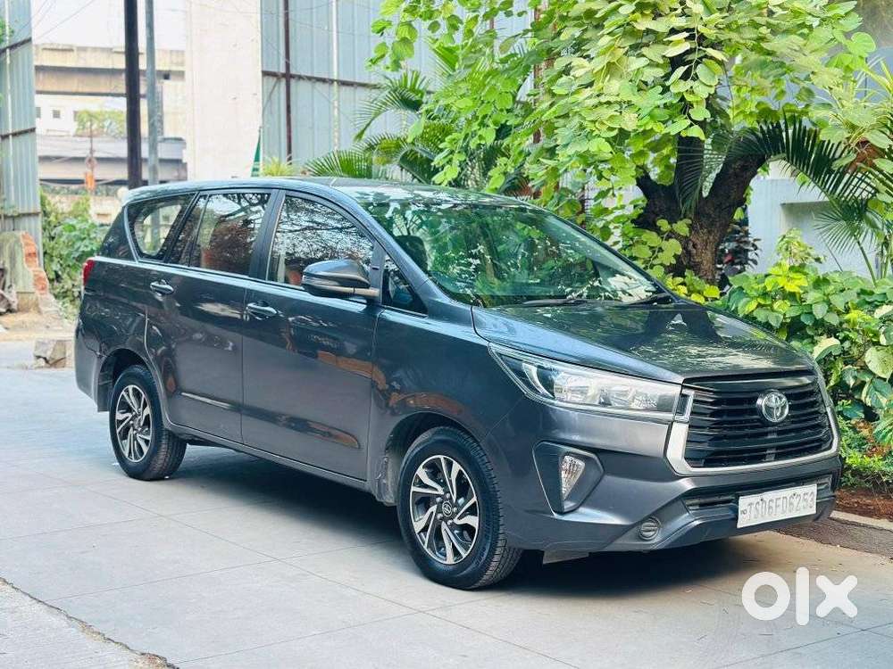 Toyota Innova Crysta 2.8 Gx At 7 Str, 2021