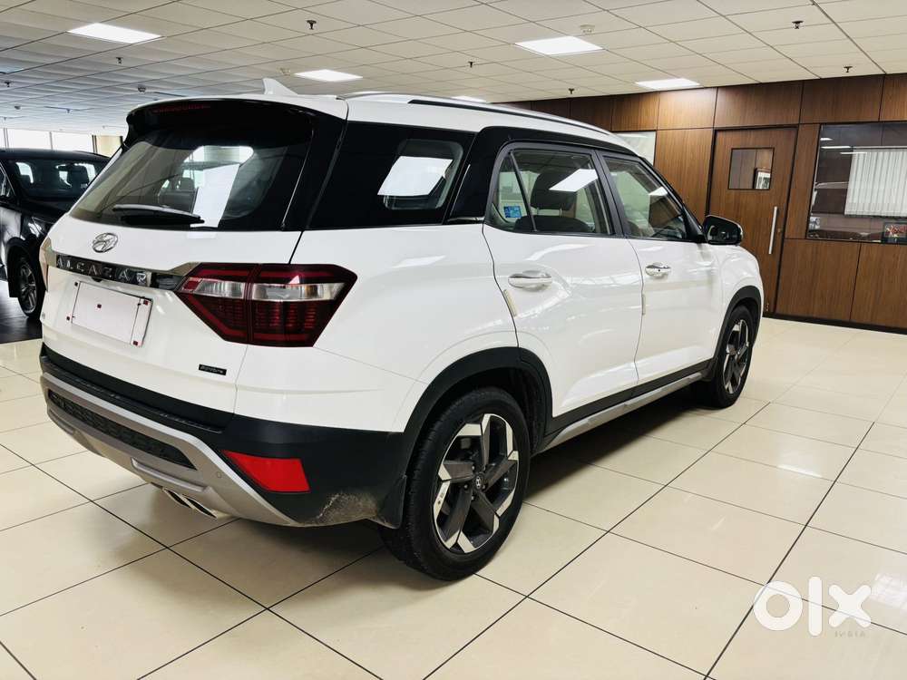 Hyundai Alcazar Signature, 2021, Petrol