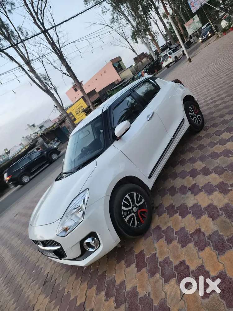 Maruti Suzuki Swift 2024 Petrol 19500 Km Driven
