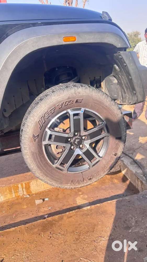 Mahindra Thar Roxx Diesel 2025