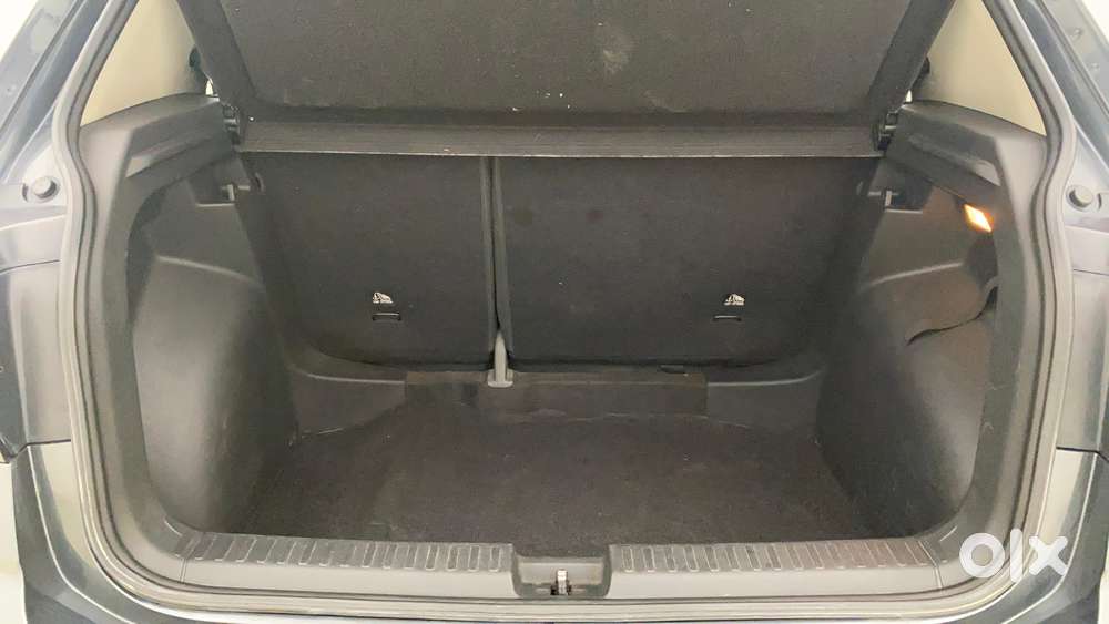 Volkswagen Taigun 1.0 Tsi Topline At, 2022, Petrol
