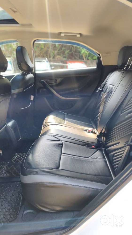 Tata Nexon Smart Plus1.2 Revotron Petrol 5 Mt, 2024, Petrol