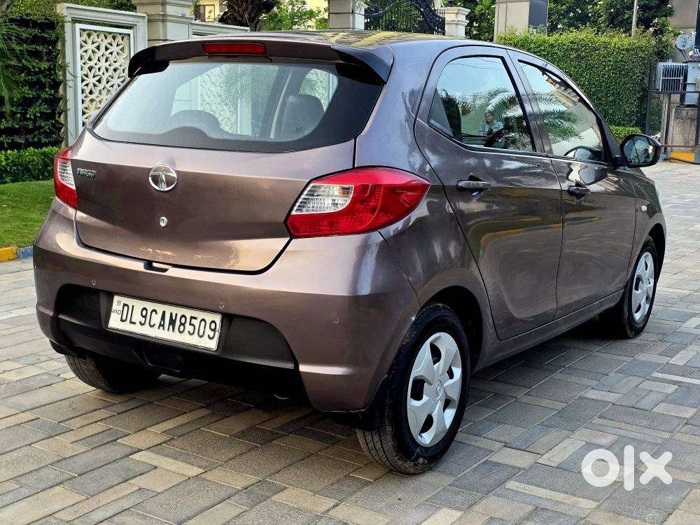 Tata Tiago 1.2 Revotron Xt (o), 2017, Petrol