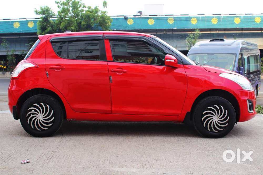 Maruti Suzuki Swift Vxi + Manual, 2016, Petrol