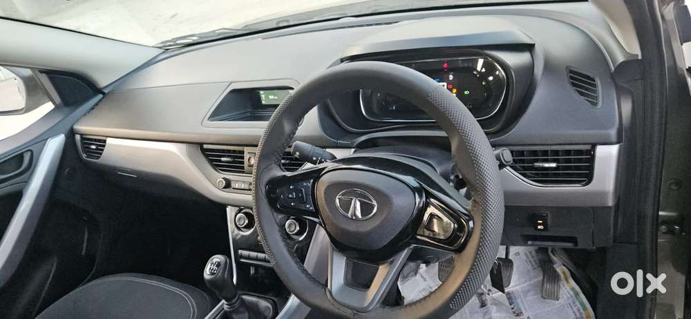 Tata Nexon 1.2 Revotron Xm (s), 2024, Petrol