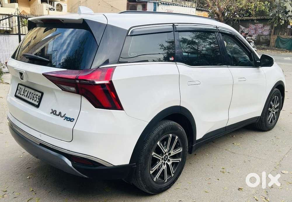 Mahindra Xuv700 2.0 Ax 7 Petrol At Str, 2021, Petrol