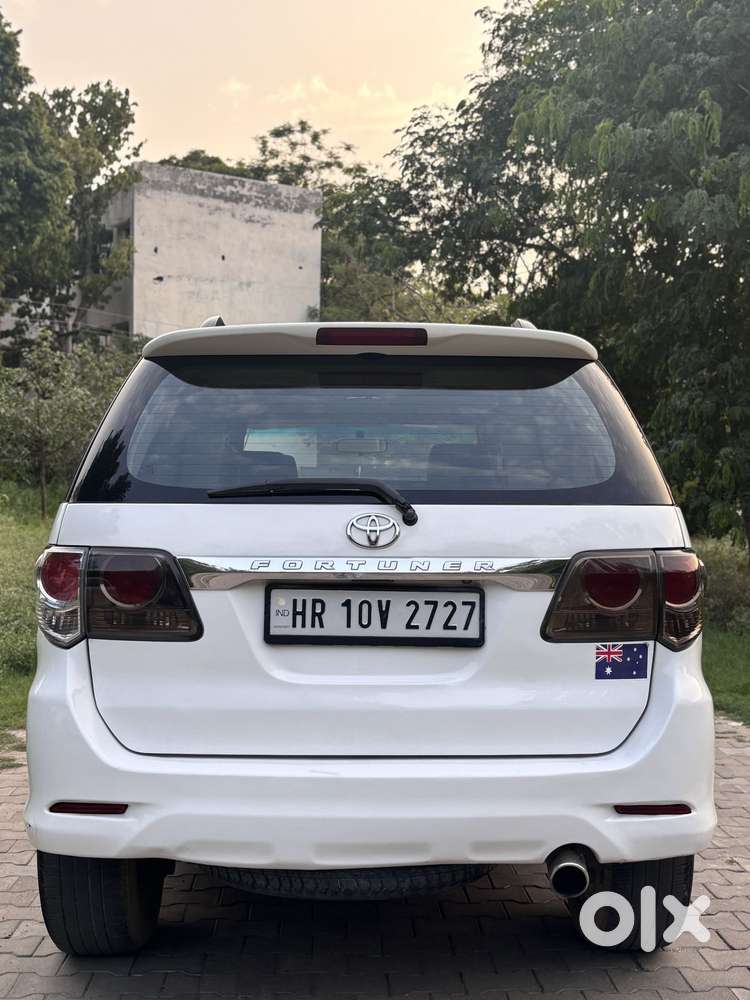 Toyota Fortuner 4x2 Manual, 2013, Diesel