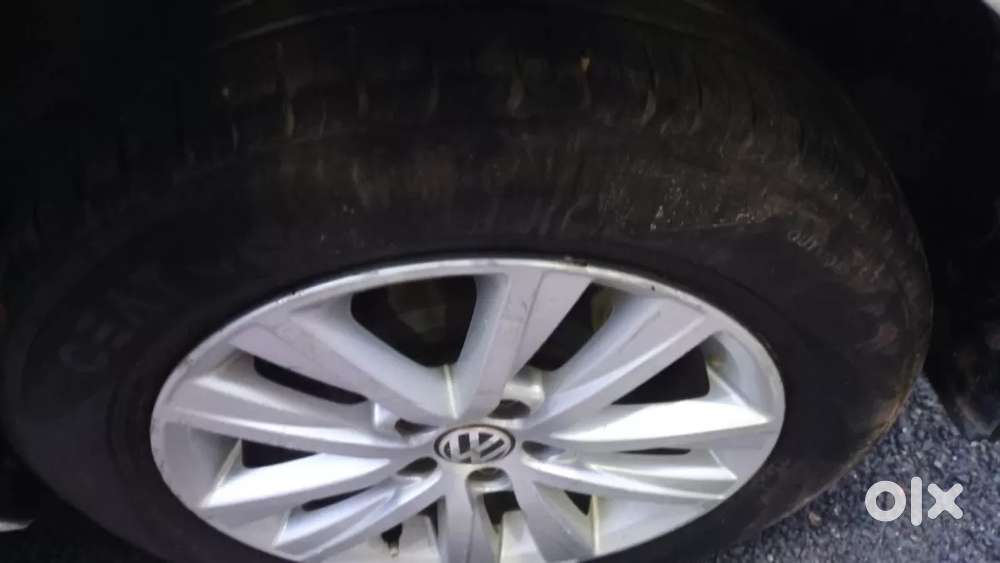 Volkswagen Polo Petrol Highline 1.2l, 2014, Petrol
