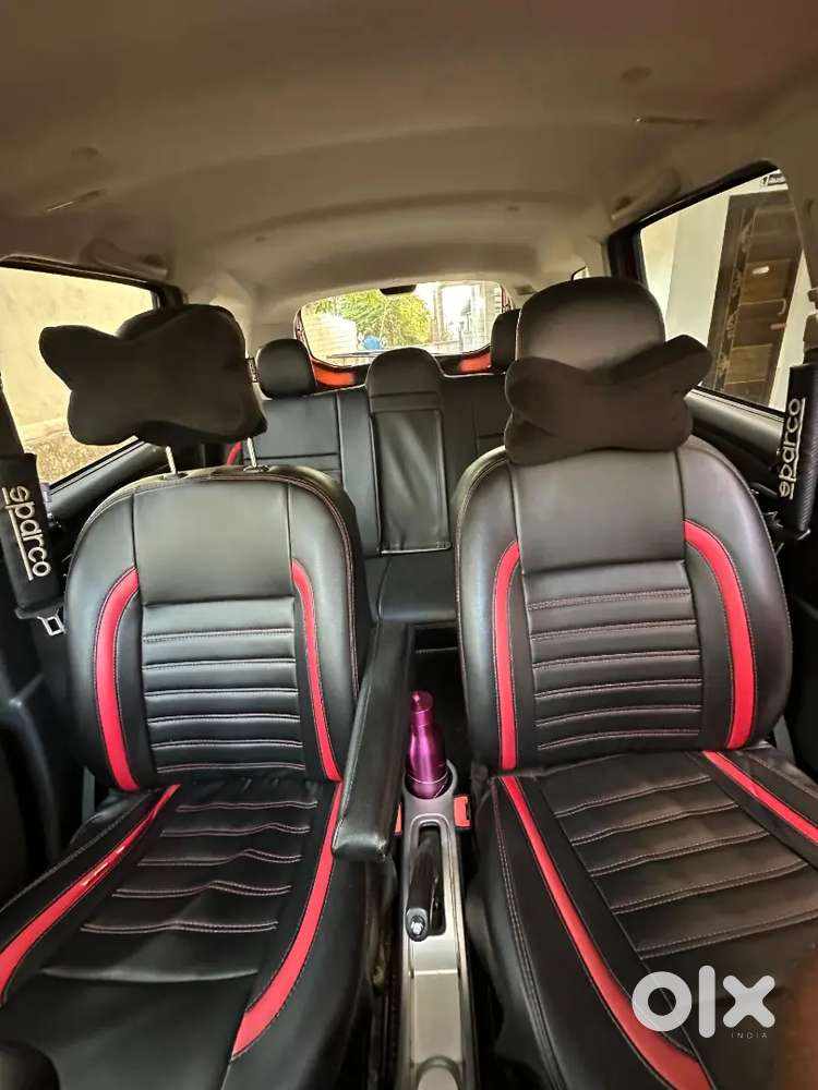 Renault Duster 4 × 4 Manual Diesel.