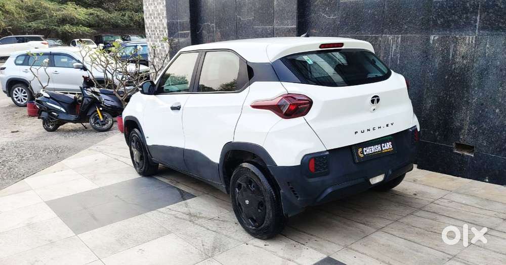 Tata Punch Ev Smart Plus, 2024, Electric