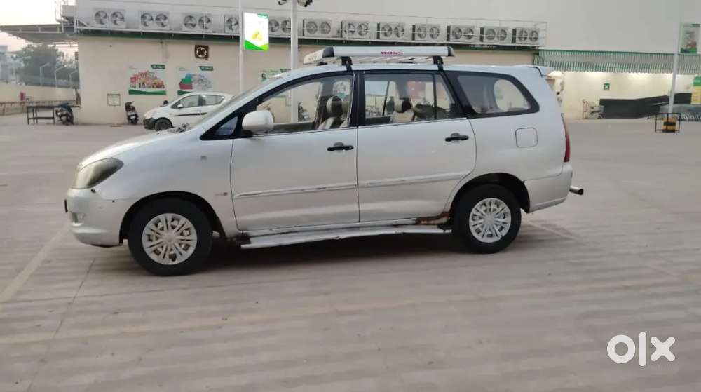 Toyota Innova 2012 Diesel 154000 Km Driven