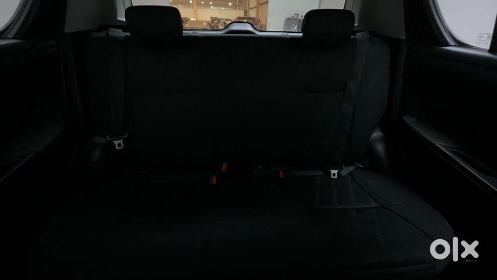 Maruti Suzuki Swift Vvt Vxi, 2014, Petrol