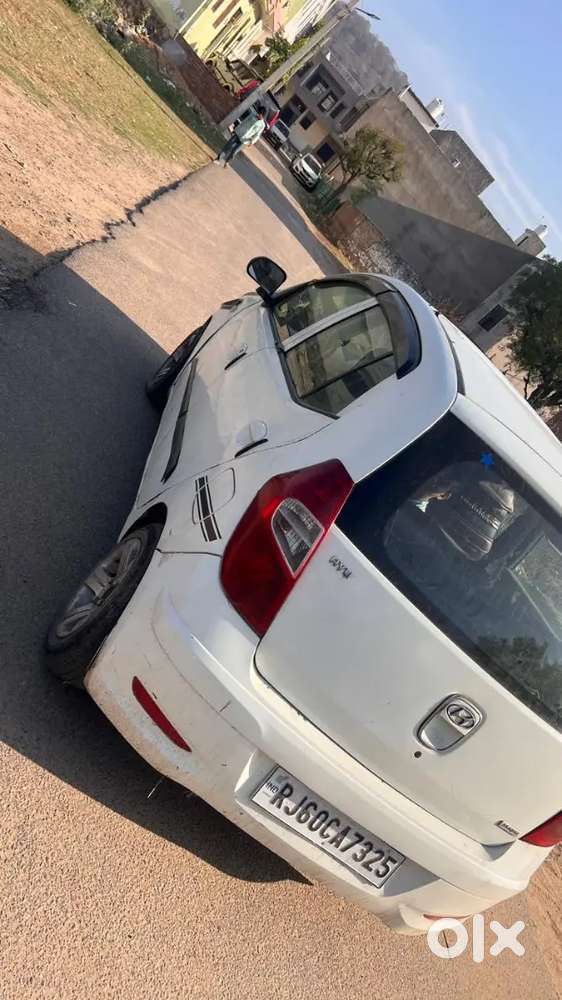 Hyundai I10 2011 Cng & Hybrids 82000 Km Driven