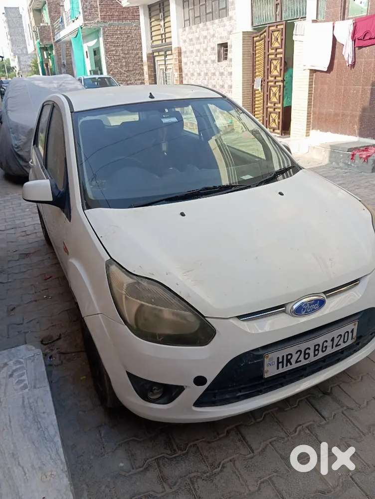 Ford Figo 2010 Manual Petrol + Cng