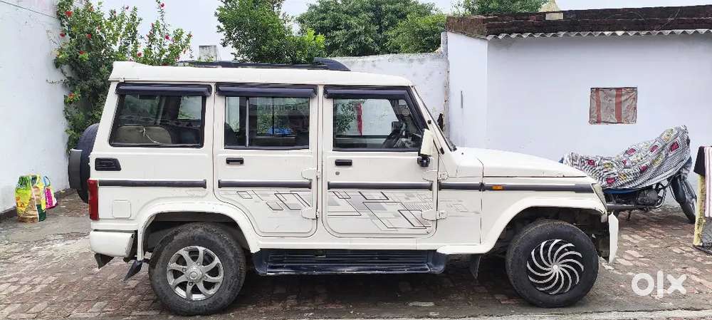 Mahindra Bolero Neo 2017 Diesel Automatic