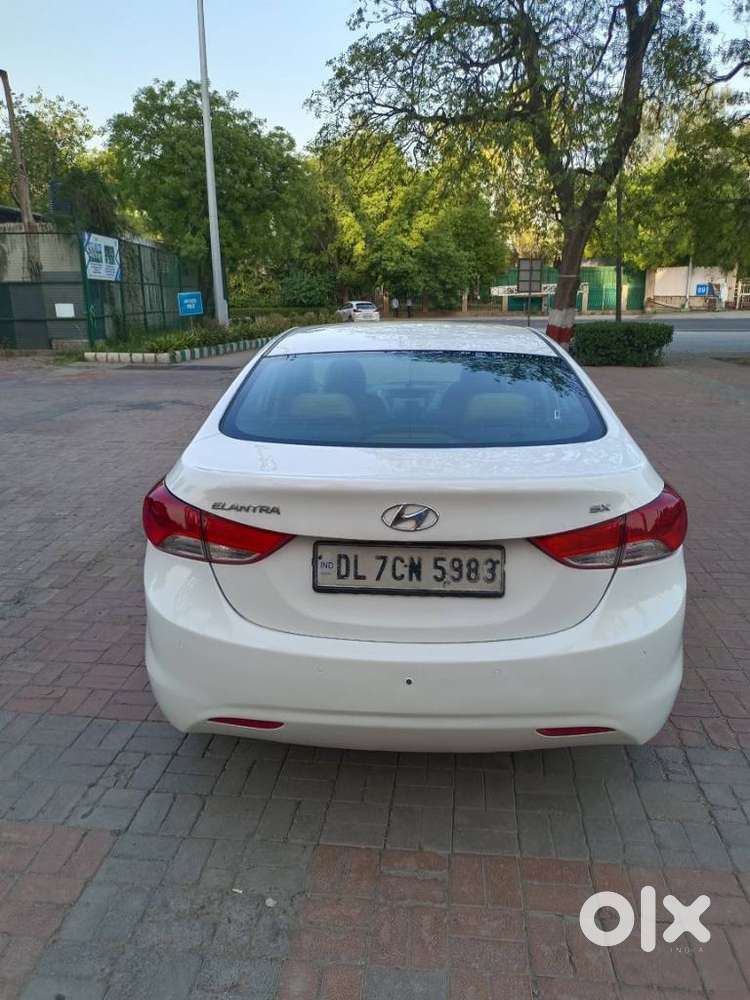 Hyundai Elantra 1.8 Sx Mt, 2012, Petrol