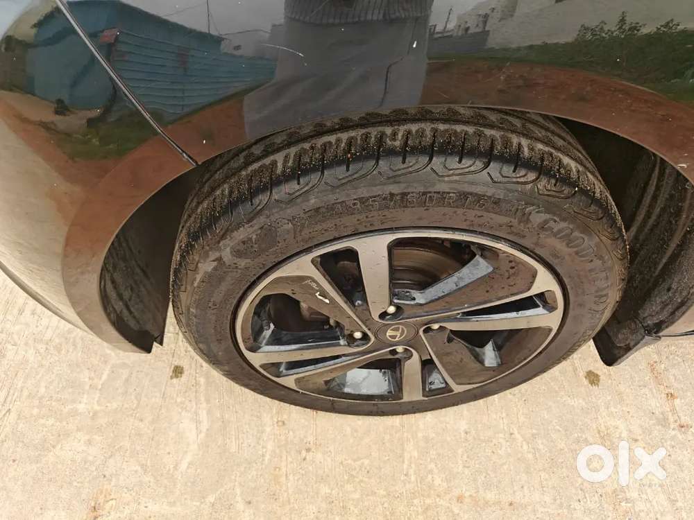 Tata Altroz Xza 2025