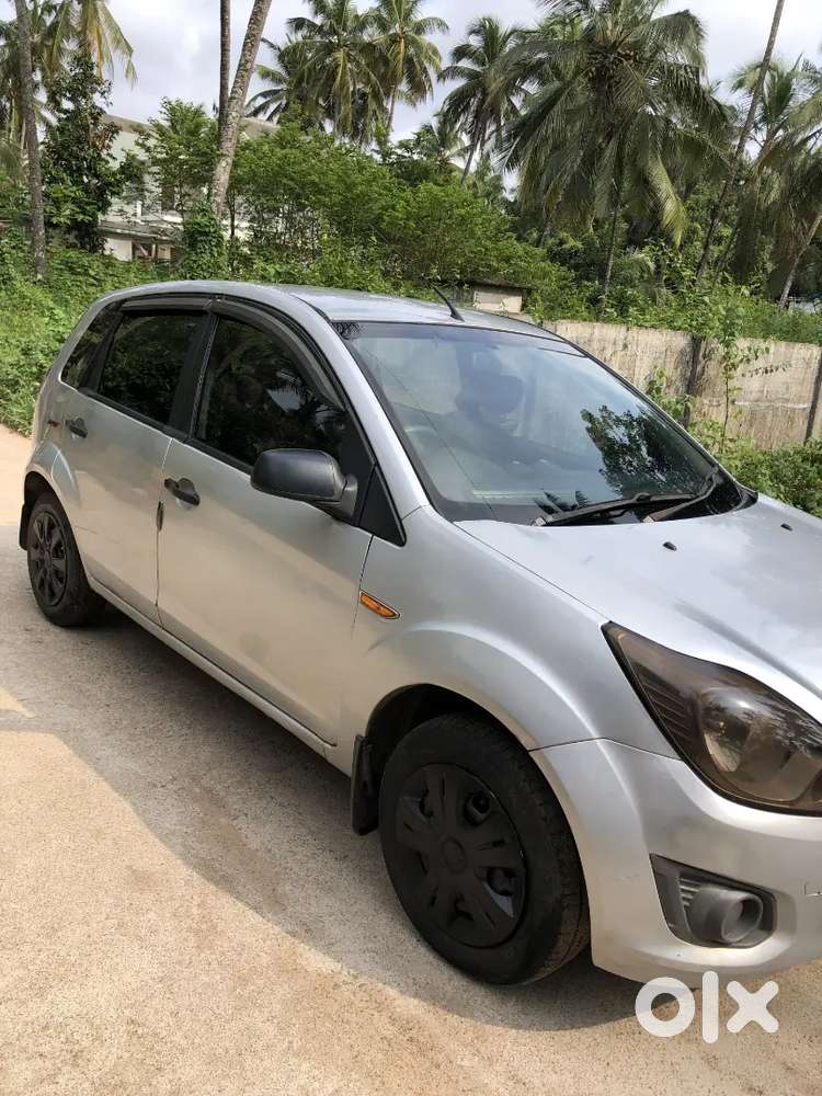 Ford Figo Diesel Titanium 2013