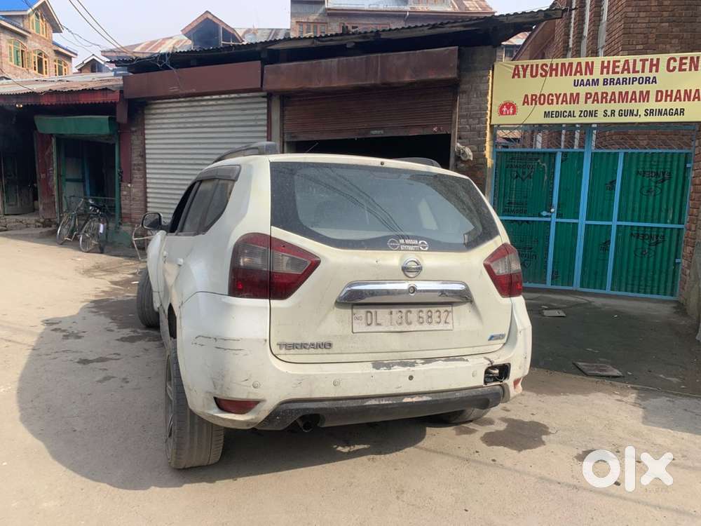 Nissan Terrano 2013 Diesel 110000 Km Driven