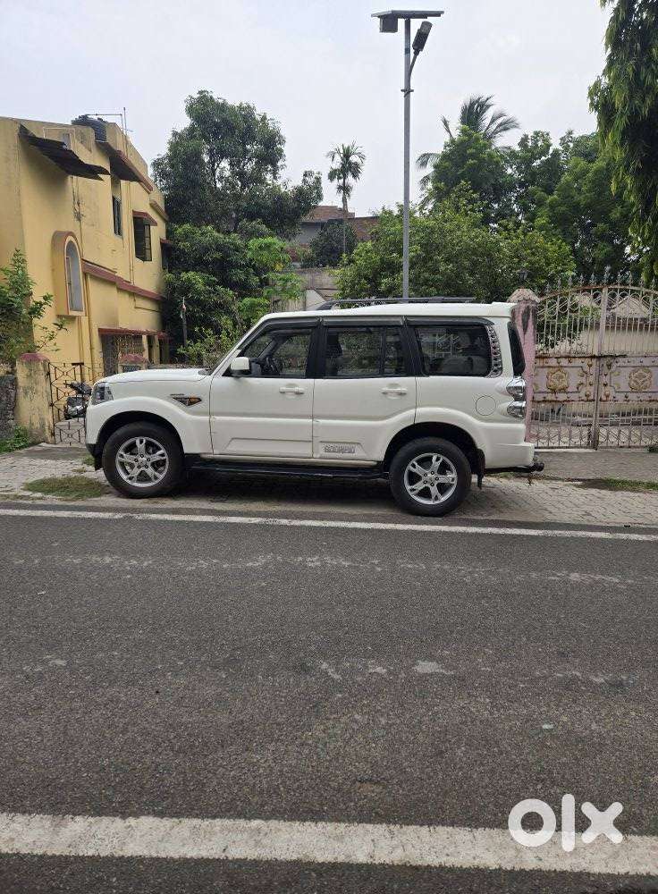 Mahindra Scorpio 1.99 Intelli Hybrid S10, 2016, Diesel